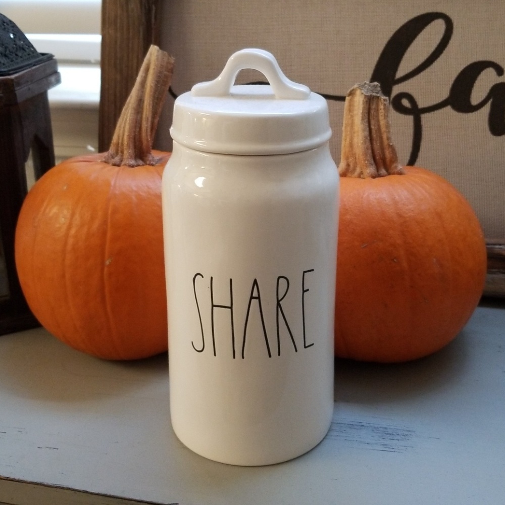 Rae Dunn Share Canister LL